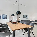 Awesome In With Kitchen Prázdninový dům
