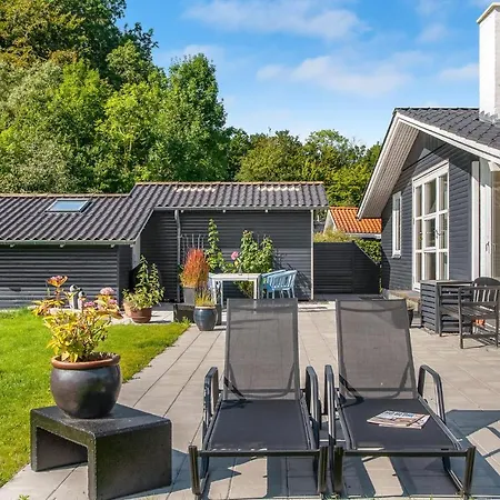 Holiday home Awesome In With Kitchen